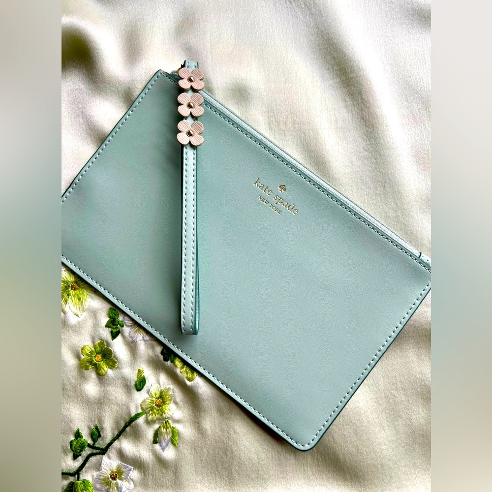 Kate Spade Felicity Street Eli Wristlet in Misty Mint NWT